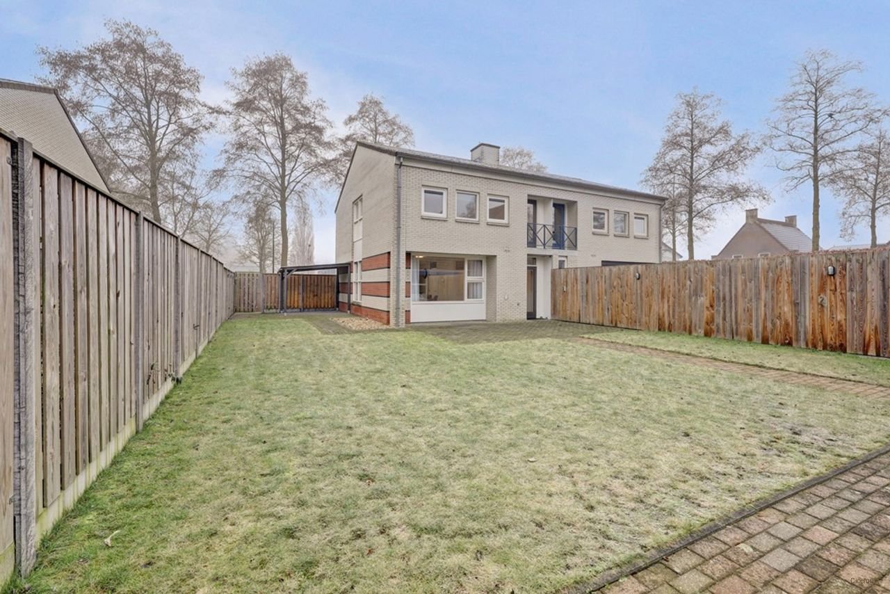 Gemoderniseerde tweekapper in Bladel - Afbeelding 32