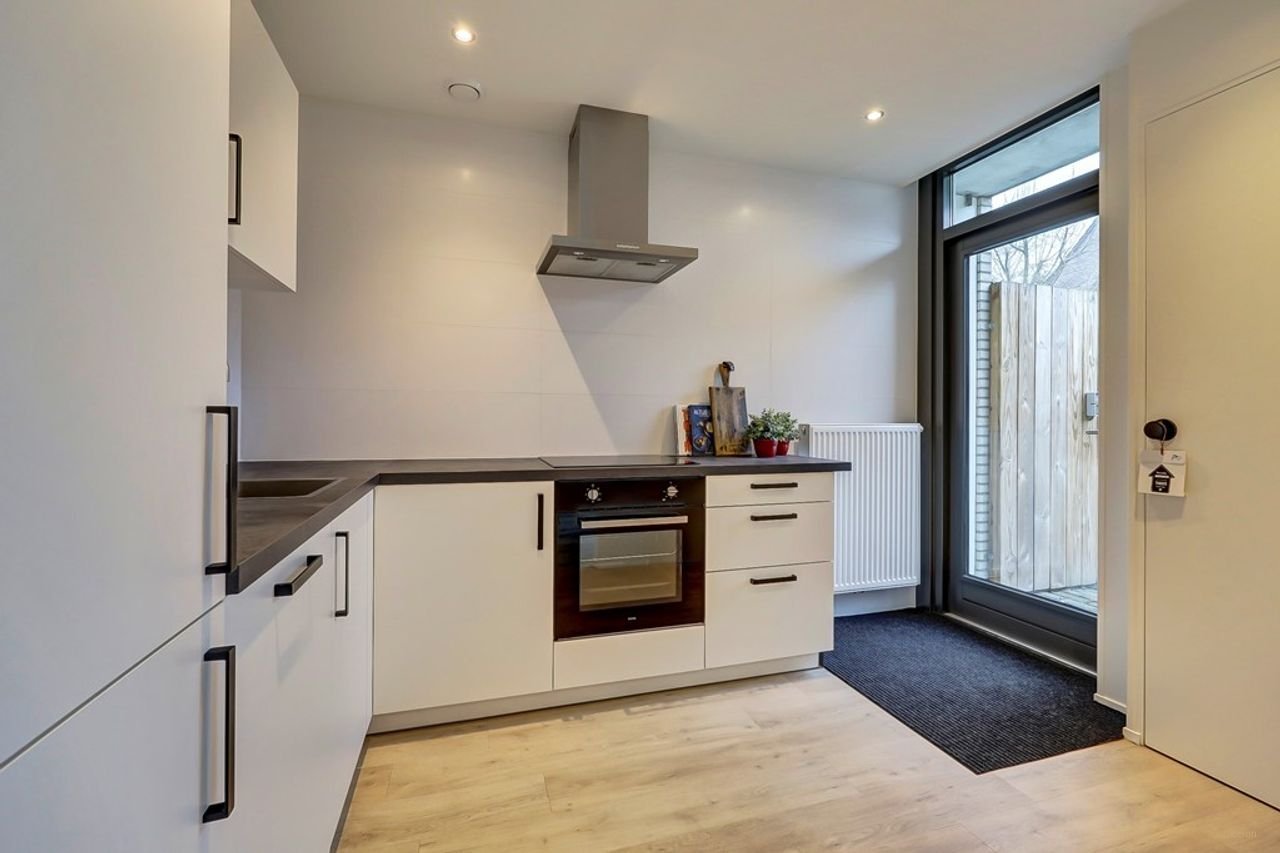 Gemoderniseerde tweekapper in Bladel - Afbeelding 14