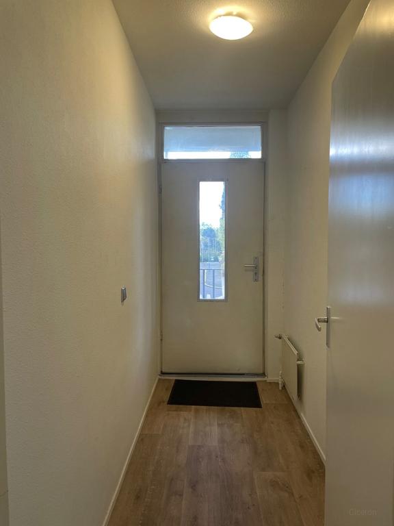 Licht 4-kamerappartement met balkon op zuid - Afbeelding 7