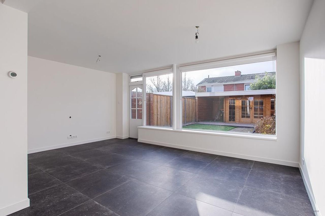 Strakke woning met carport in Oldenzaal - Afbeelding 8