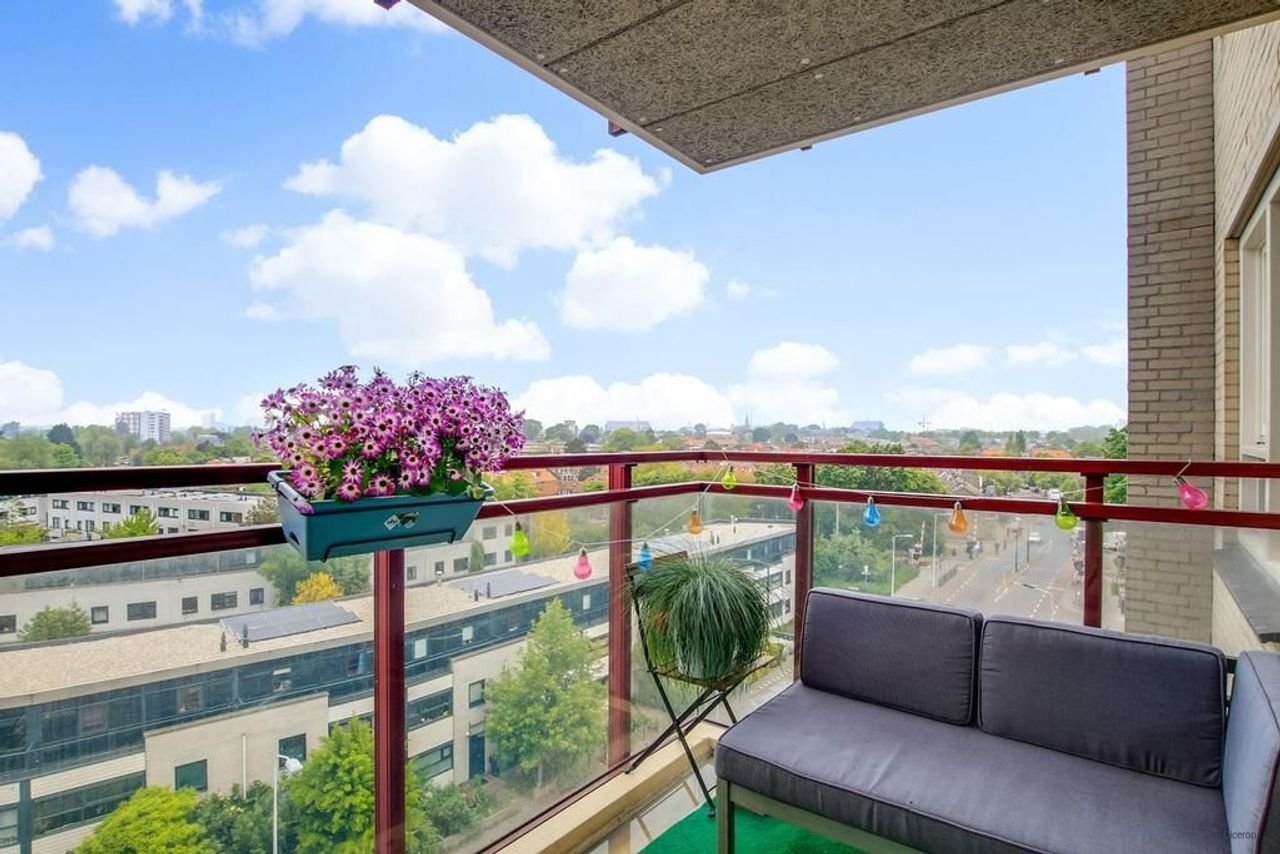 Bright 2-bedroom apartment on Vrijheidslaan - Image 5