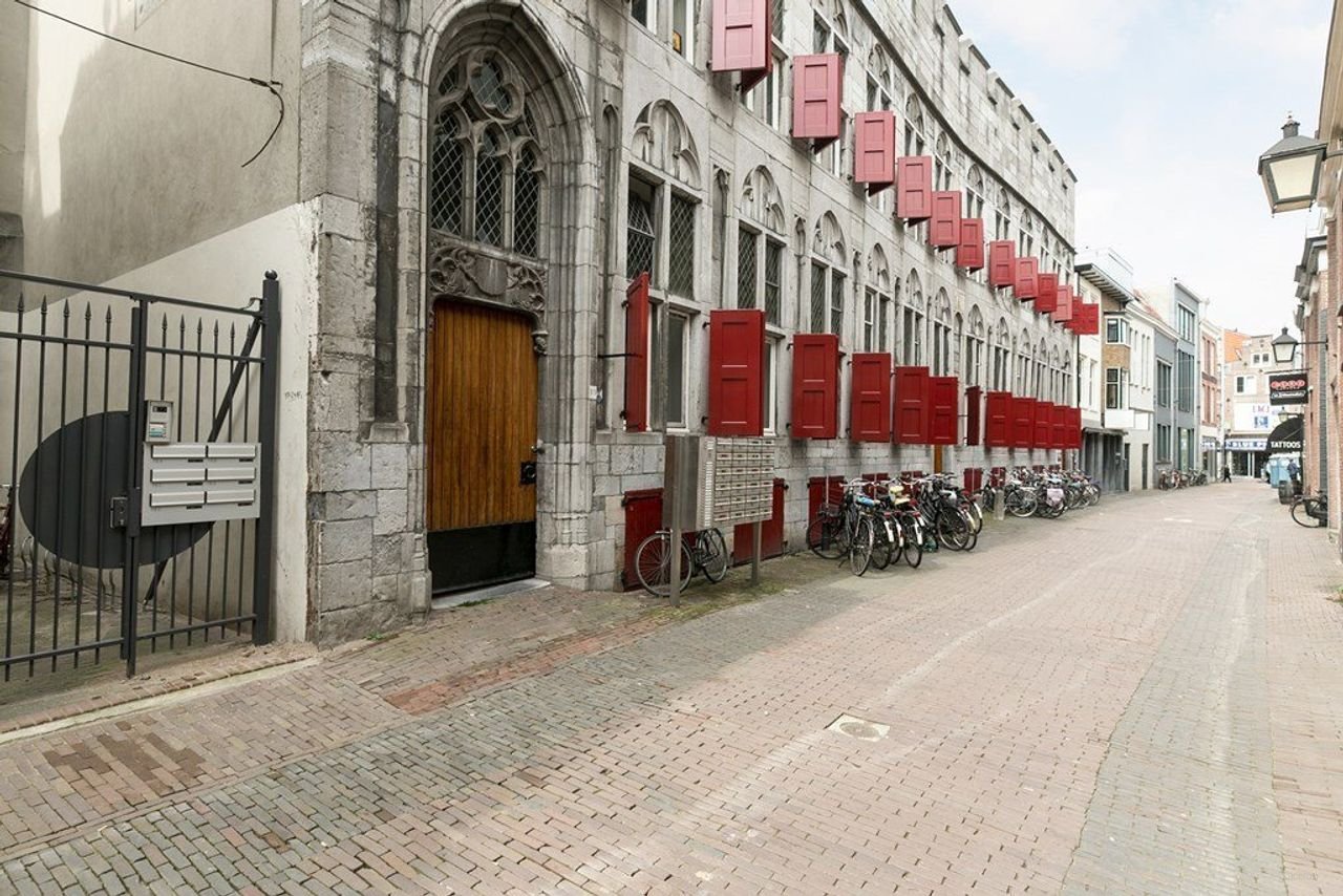 Monumental 40m² studio near the Oudegracht in Utrecht - Image 1