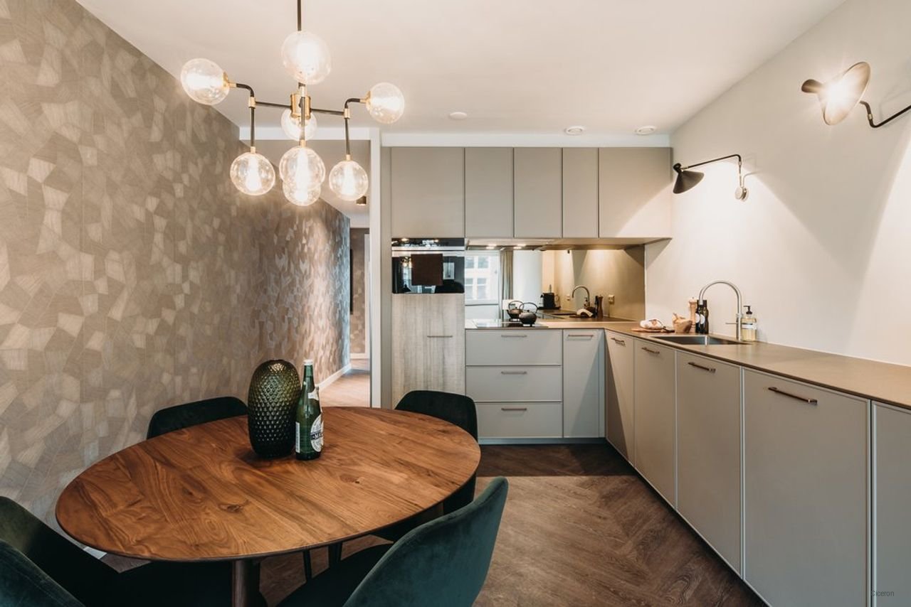 Design appartement met lift in centrum - Afbeelding 2