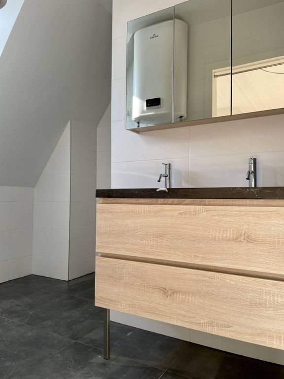 Luxury 2-Bedroom Apartment near Erasmus MC - Image 13