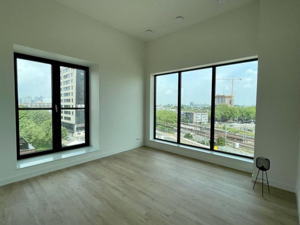 New apartment with views over the Maas - Image 1