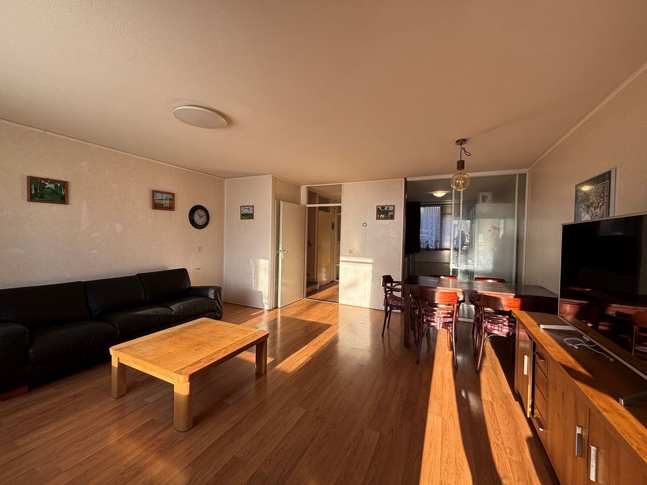 Spacious family home in Waardhuizen with sunny garden - Image 13