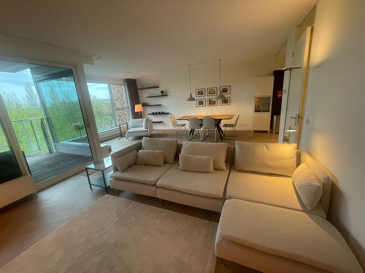 Gemeubileerd 3-kamerappartement met balkon - Afbeelding 4