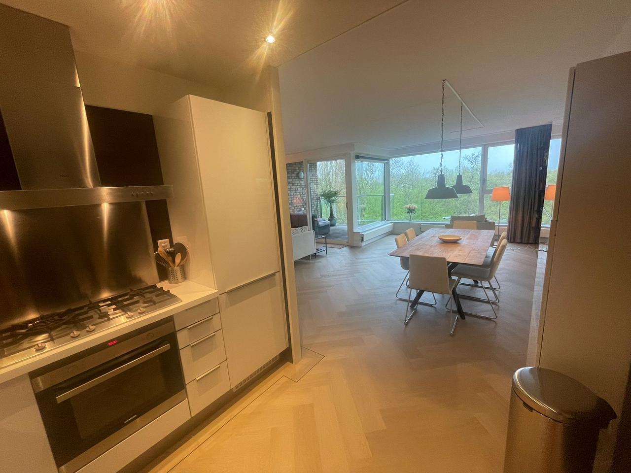 Gemeubileerd 3-kamerappartement met balkon - Afbeelding 5