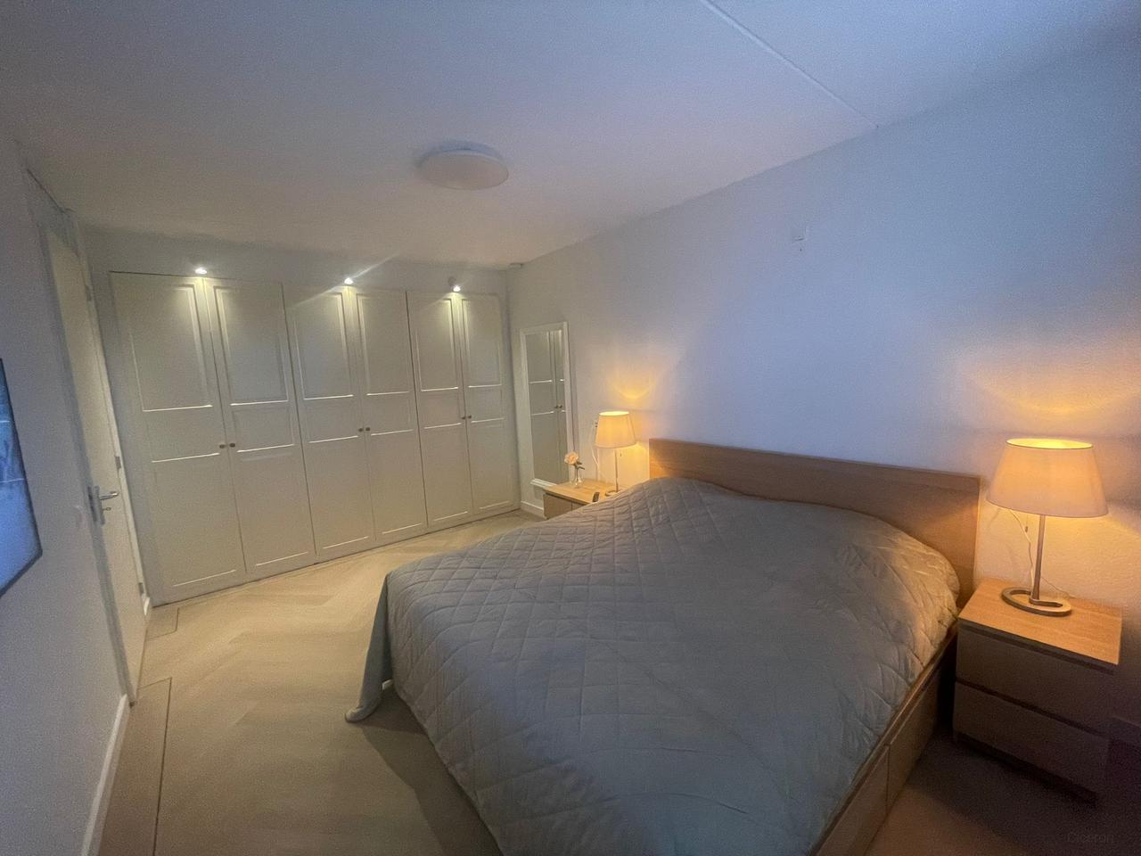Gemeubileerd 3-kamerappartement met balkon - Afbeelding 7