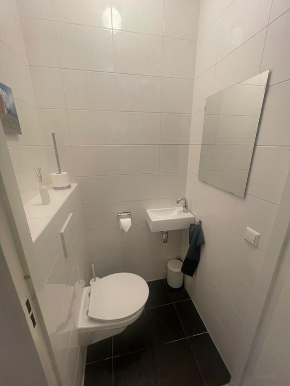 Gemeubileerd 3-kamerappartement met balkon - Afbeelding 9