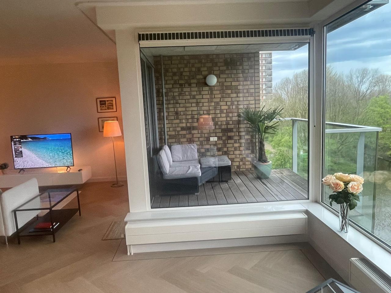 Gemeubileerd 3-kamerappartement met balkon - Afbeelding 10