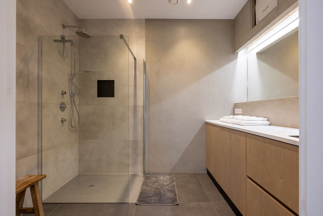 Luxe dubbel bovenhuis aan de Voorschoterlaan - Afbeelding 23