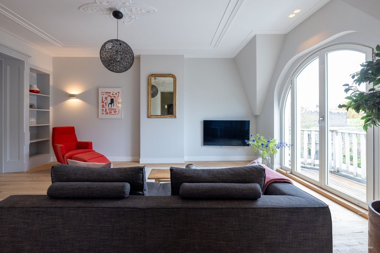 Luxe dubbel bovenhuis aan de Voorschoterlaan - Afbeelding 2