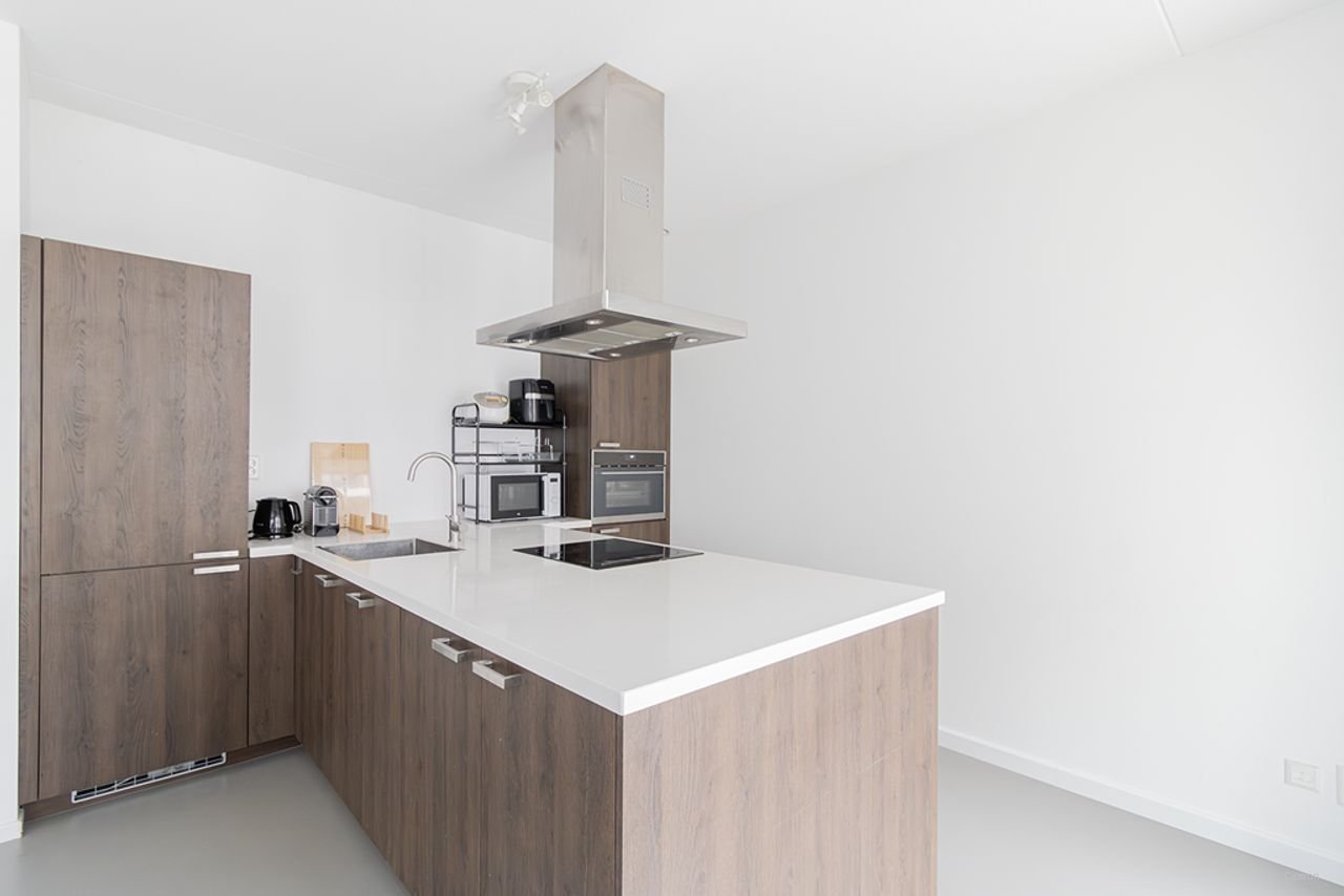 Bright 2-bedroom apartment Holland Park - Image 5