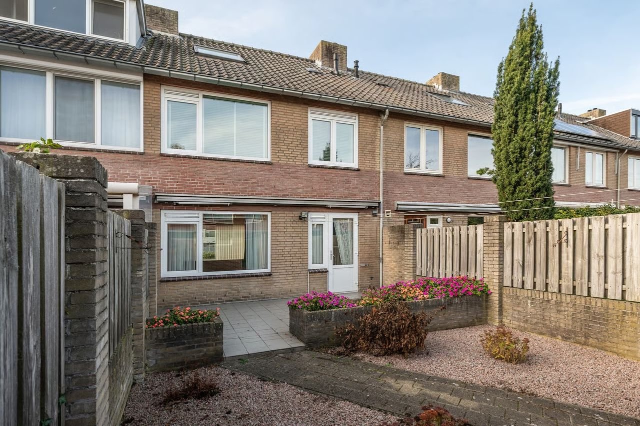 Ruim gezinshuis bij Woensel XL - Afbeelding 13