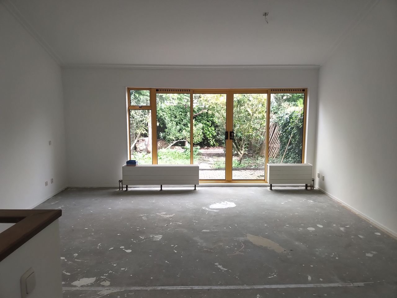 Gerenoveerde woning met eigen parkeerplek - Afbeelding 4