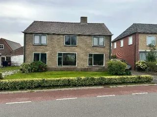 Vrijstaande woning op ruim perceel in Hem