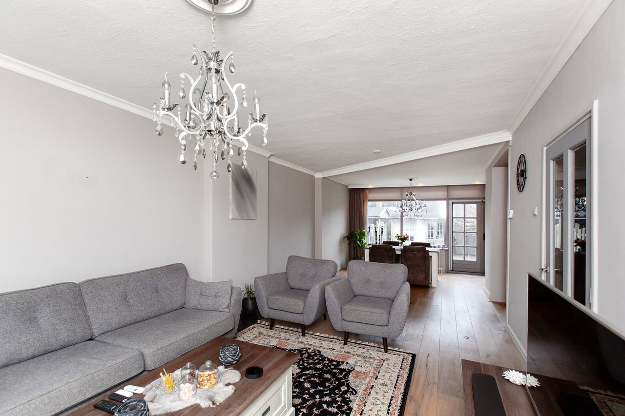 Family home with garden in Schildersbuurt - Image 2