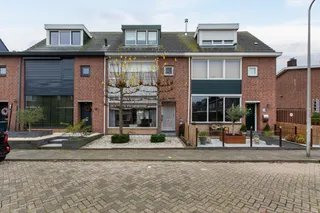 Family home with garden in Schildersbuurt