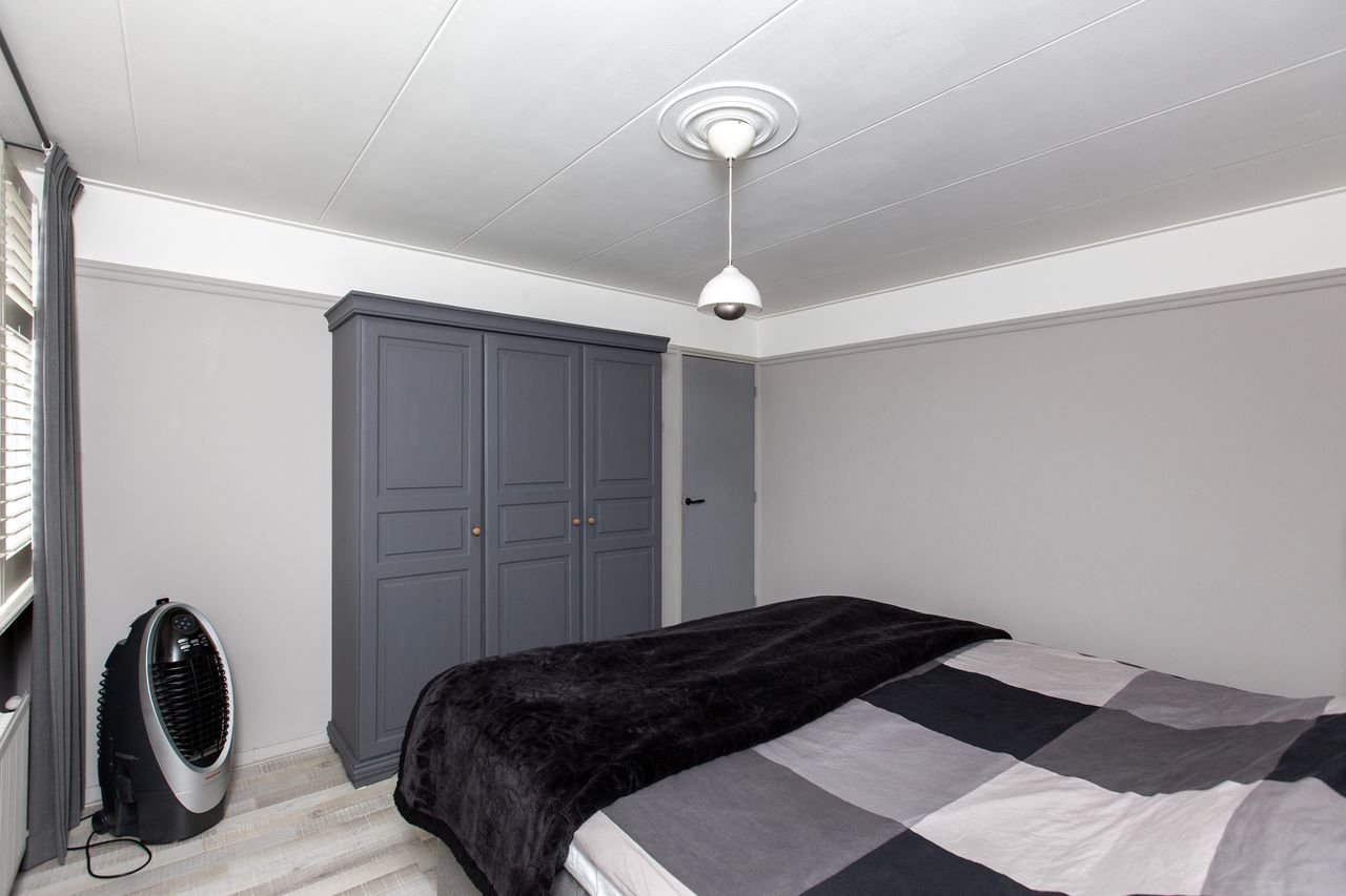 Family home with garden in Schildersbuurt - Image 19