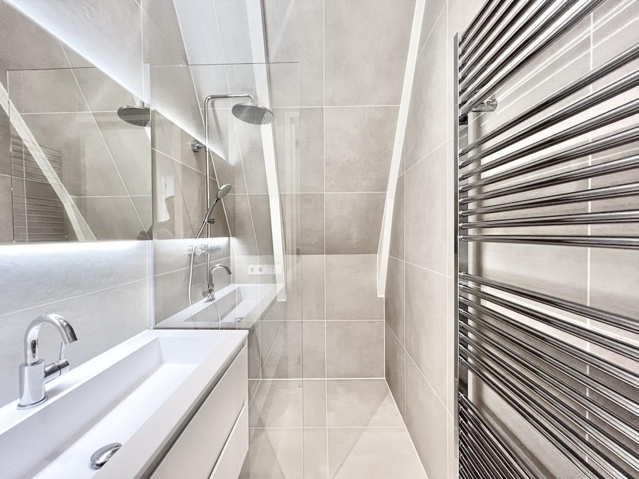 Apartment with Roof Terrace in Oud-West - Image 13