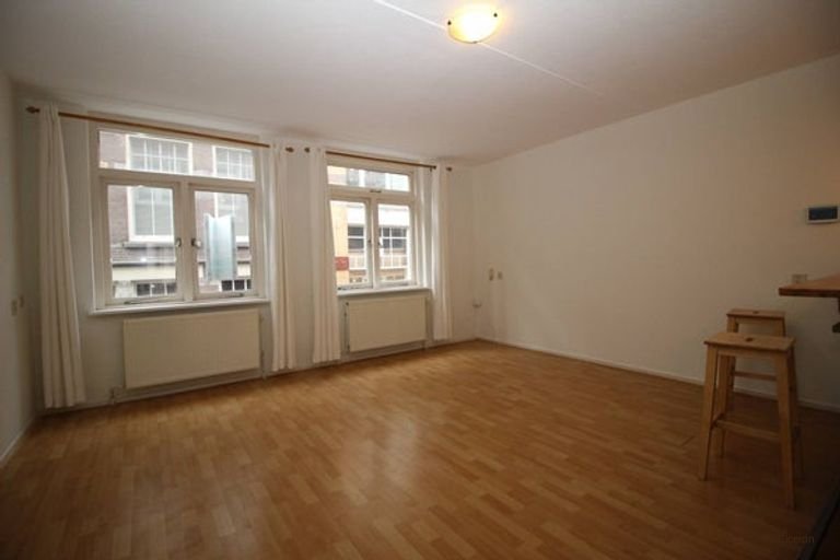 Lichte woning in centrum met balkon - Afbeelding 6
