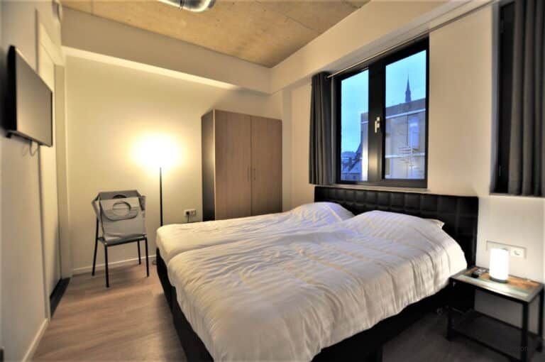 Furnished apartment with gym and roof terrace - Image 4