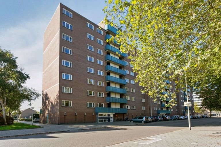 Zonnig appartement van 90m² met balkon - Afbeelding 1