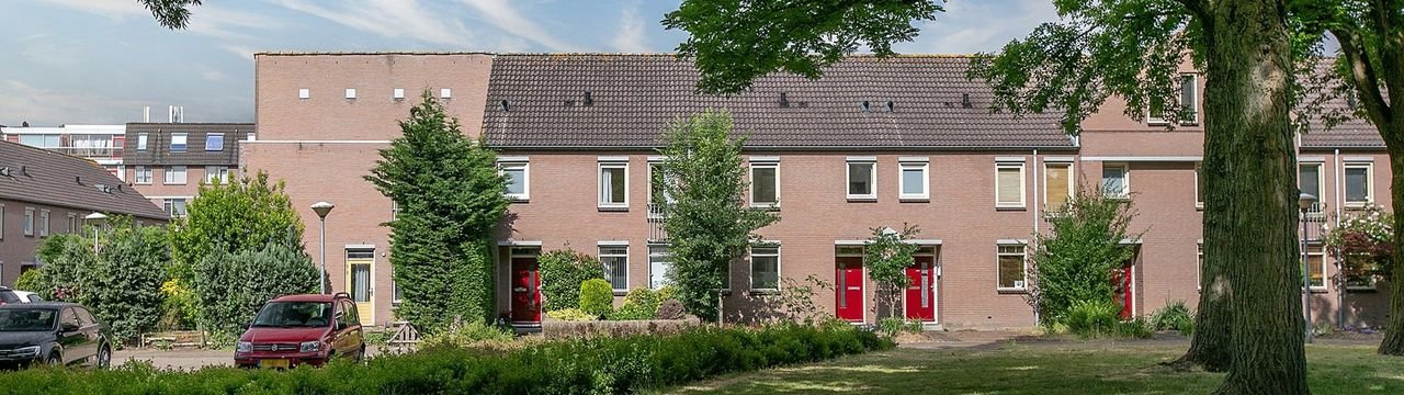 Ruime tweekapper met garage in Eindhoven - Afbeelding 1