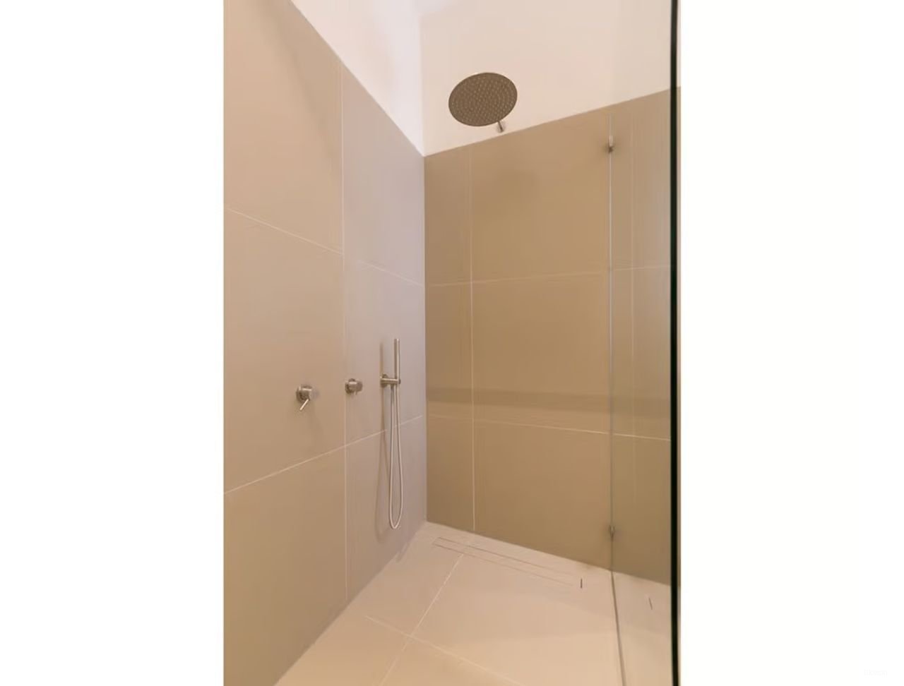 Licht appartement (113m²) met terras op zuid - Afbeelding 25