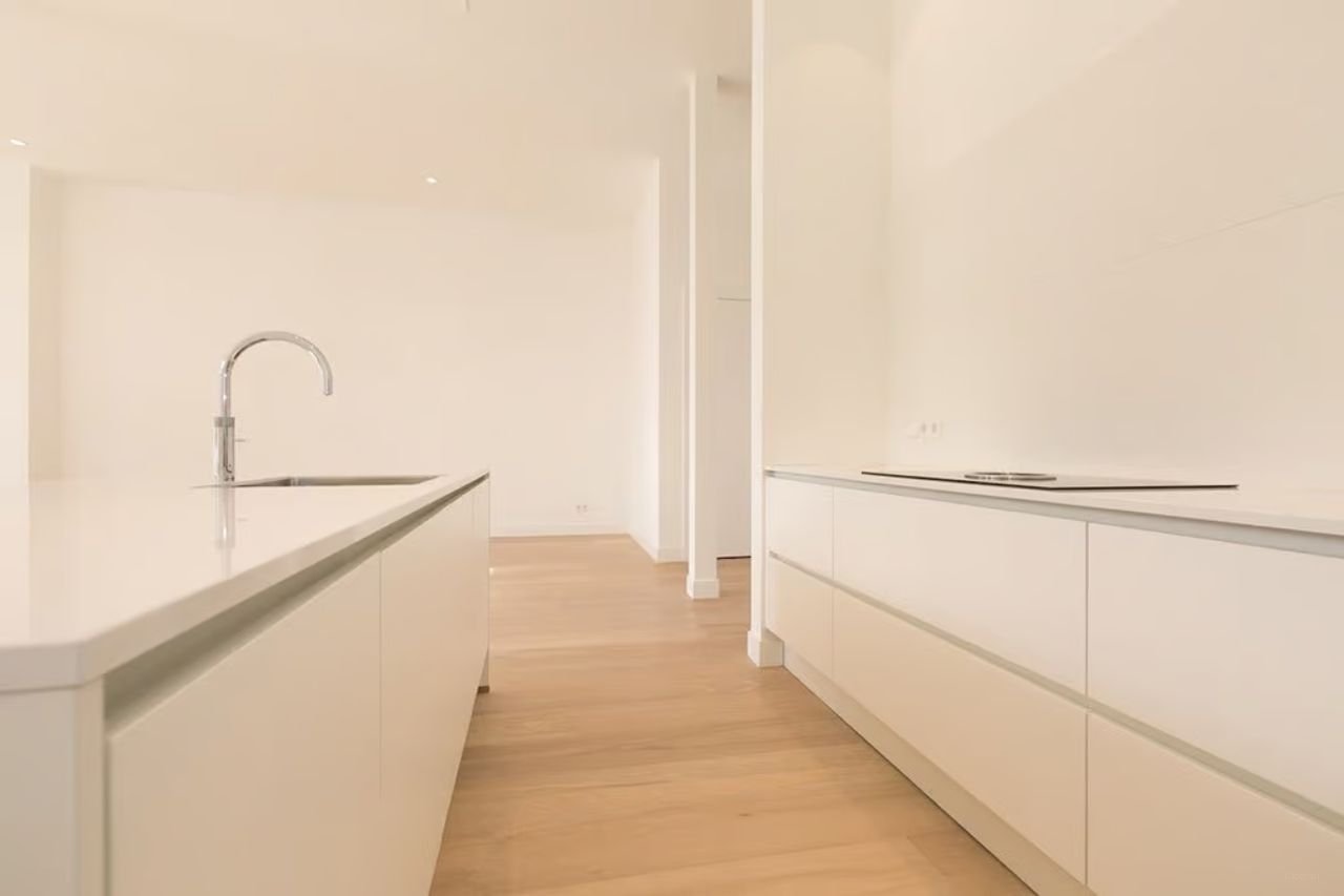 Licht appartement (113m²) met terras op zuid - Afbeelding 8