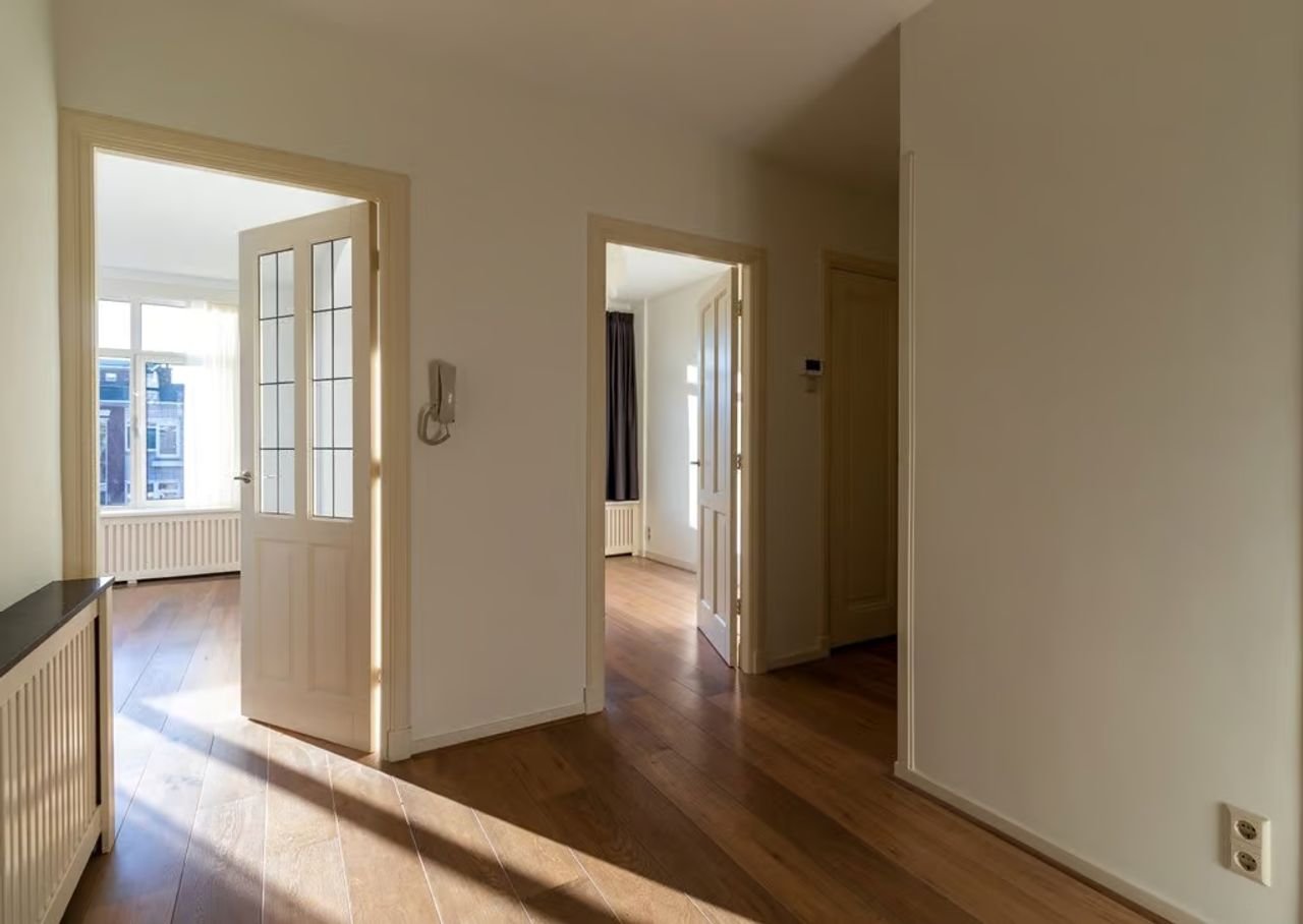 Topetage van 95m² in de Bloemenbuurt - Afbeelding 6