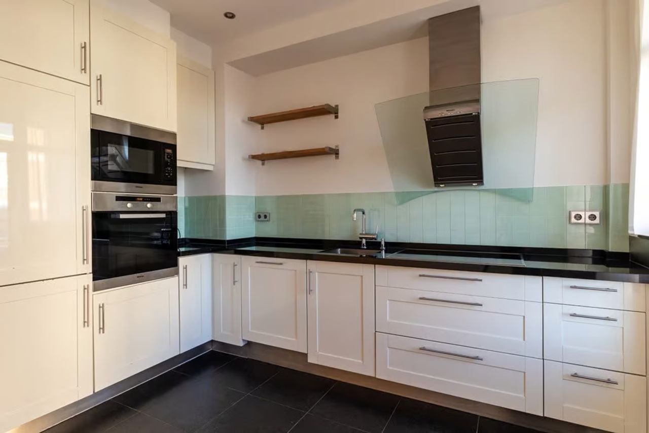 Topetage van 95m² in de Bloemenbuurt - Afbeelding 14