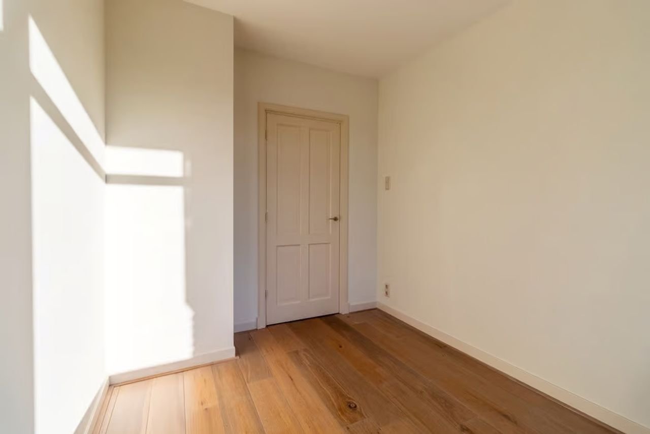 Topetage van 95m² in de Bloemenbuurt - Afbeelding 19