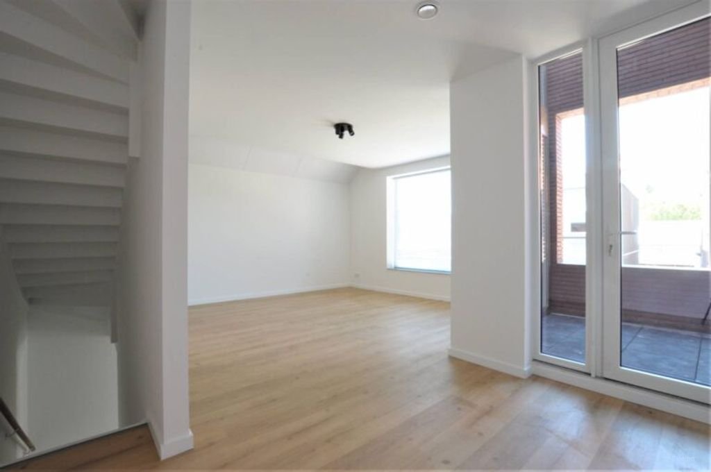 Stadswoning met balkon in Irisbuurt - Afbeelding 2