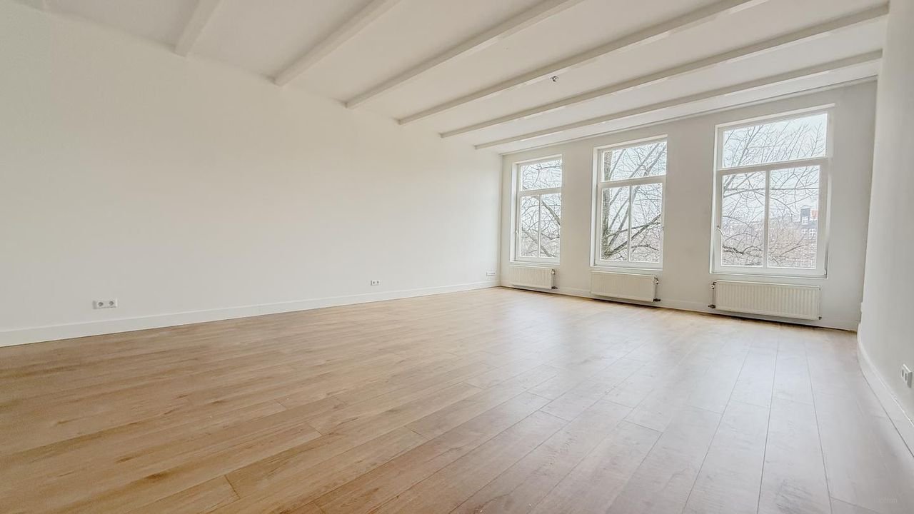 Dubbel bovenhuis met dakterras Jordaan - Afbeelding 2