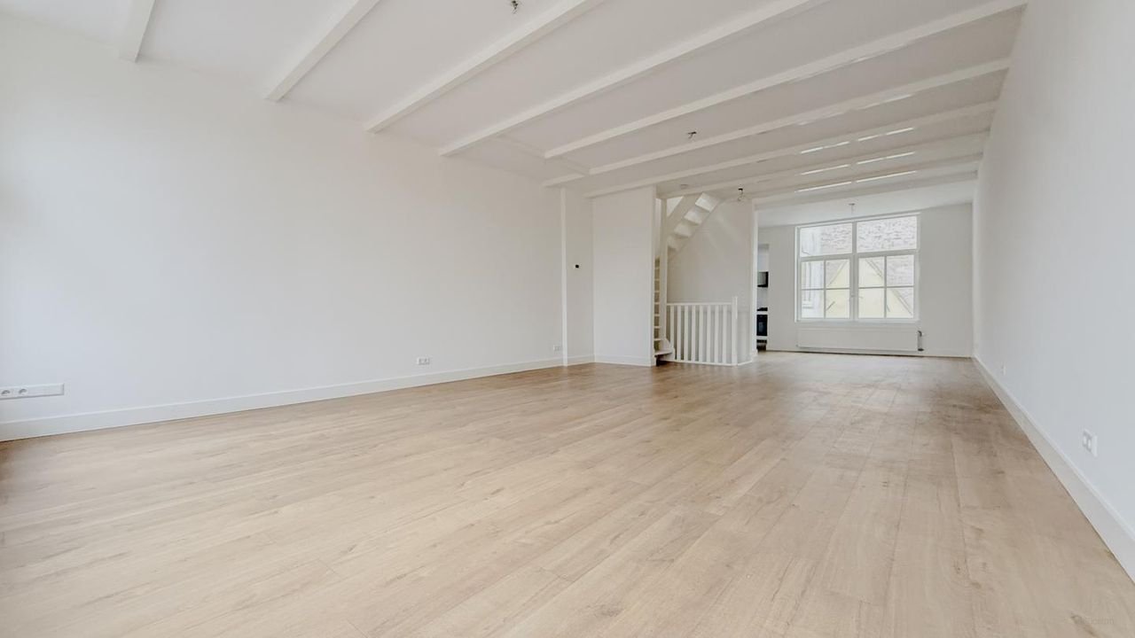 Dubbel bovenhuis met dakterras Jordaan - Afbeelding 4