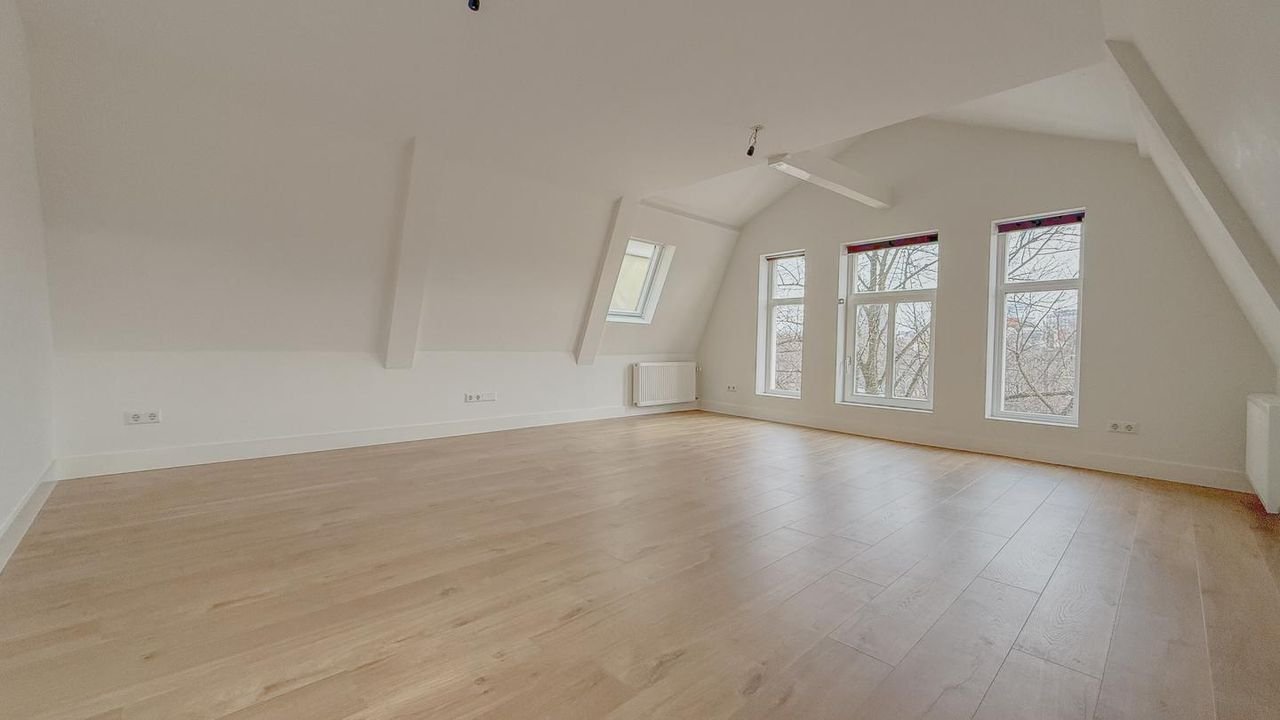 Dubbel bovenhuis met dakterras Jordaan - Afbeelding 12