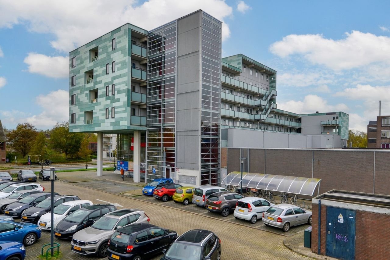 Royaal 4-kamer appartement Zwaag - Afbeelding 2