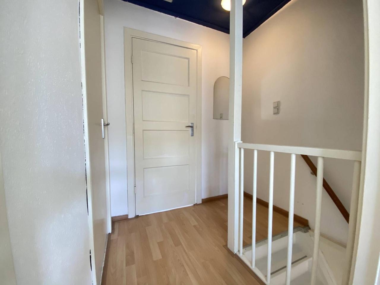 Furnished home near Wilhelminapark - Image 16