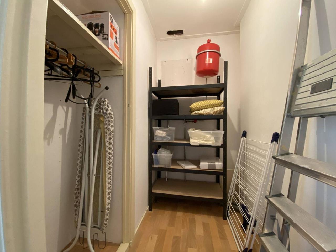 Furnished home near Wilhelminapark - Image 20