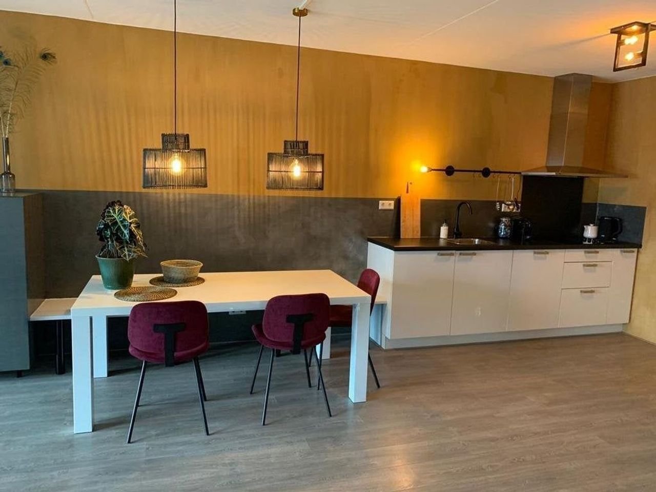 Gemeubileerd wonen met kanaalzicht - Afbeelding 12