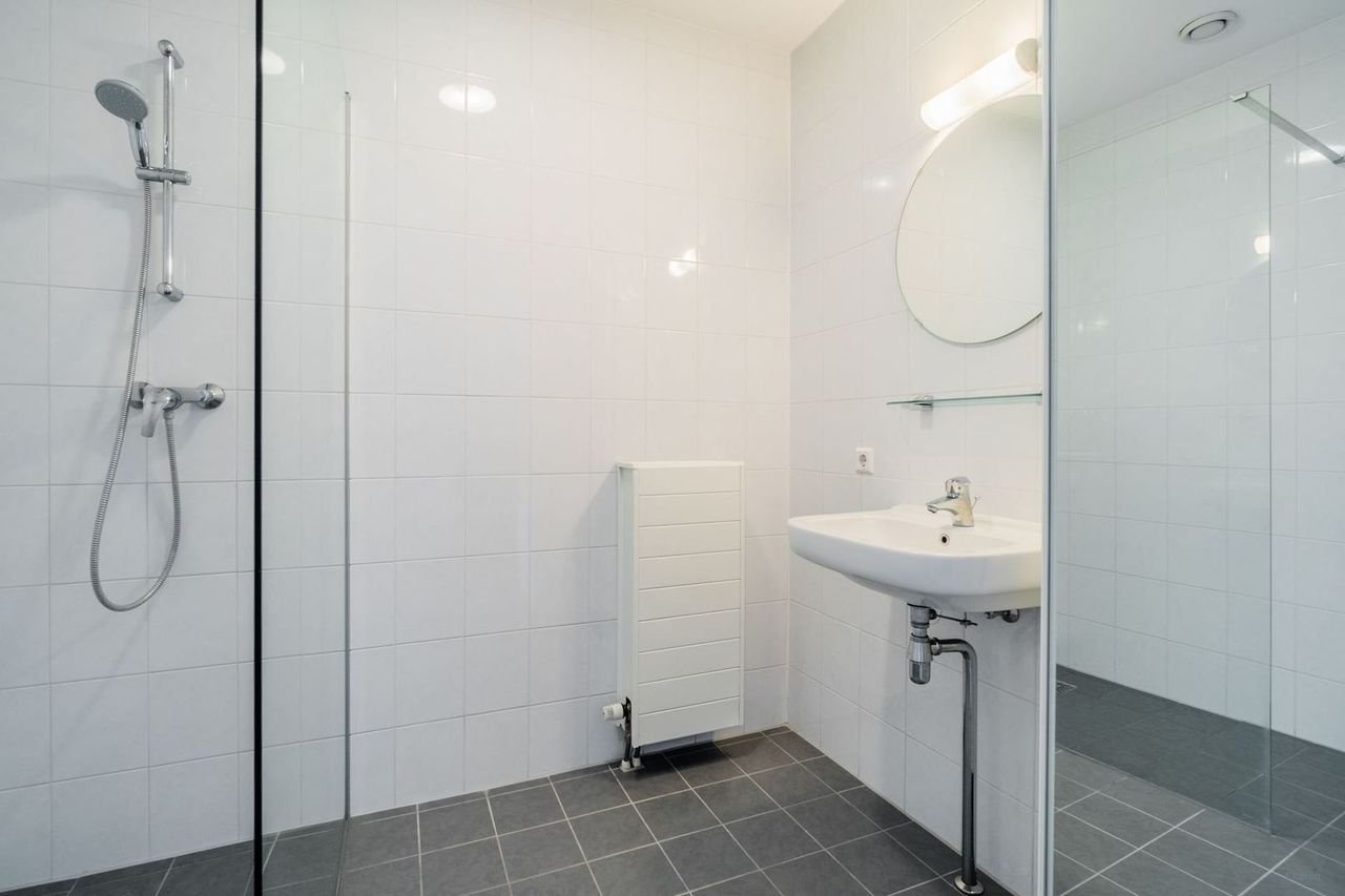 Gemeubileerd wonen met kanaalzicht - Afbeelding 4