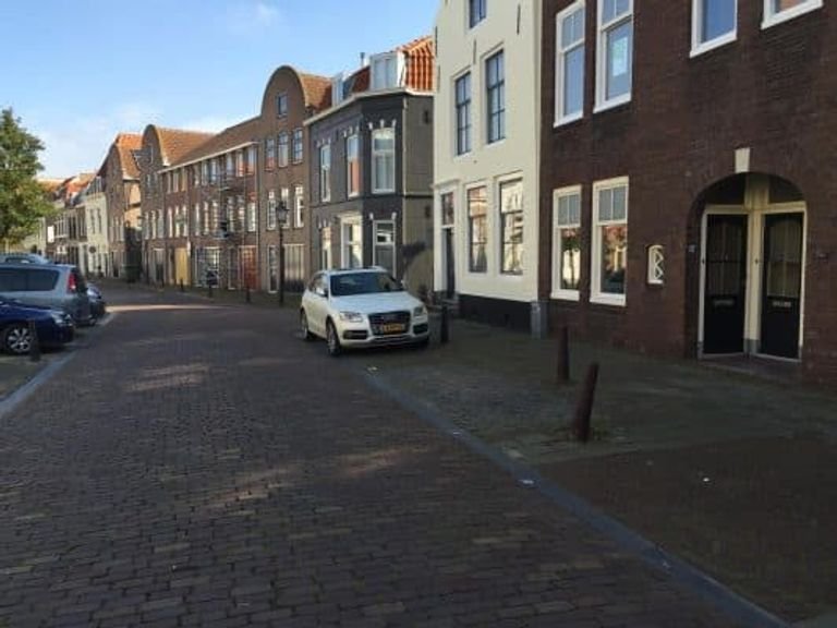 Gerenoveerde maisonnette met dakterras - Afbeelding 1