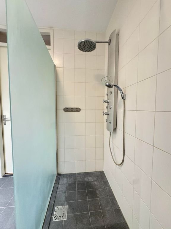 Ruim appartement (112m²) met parking - Afbeelding 21