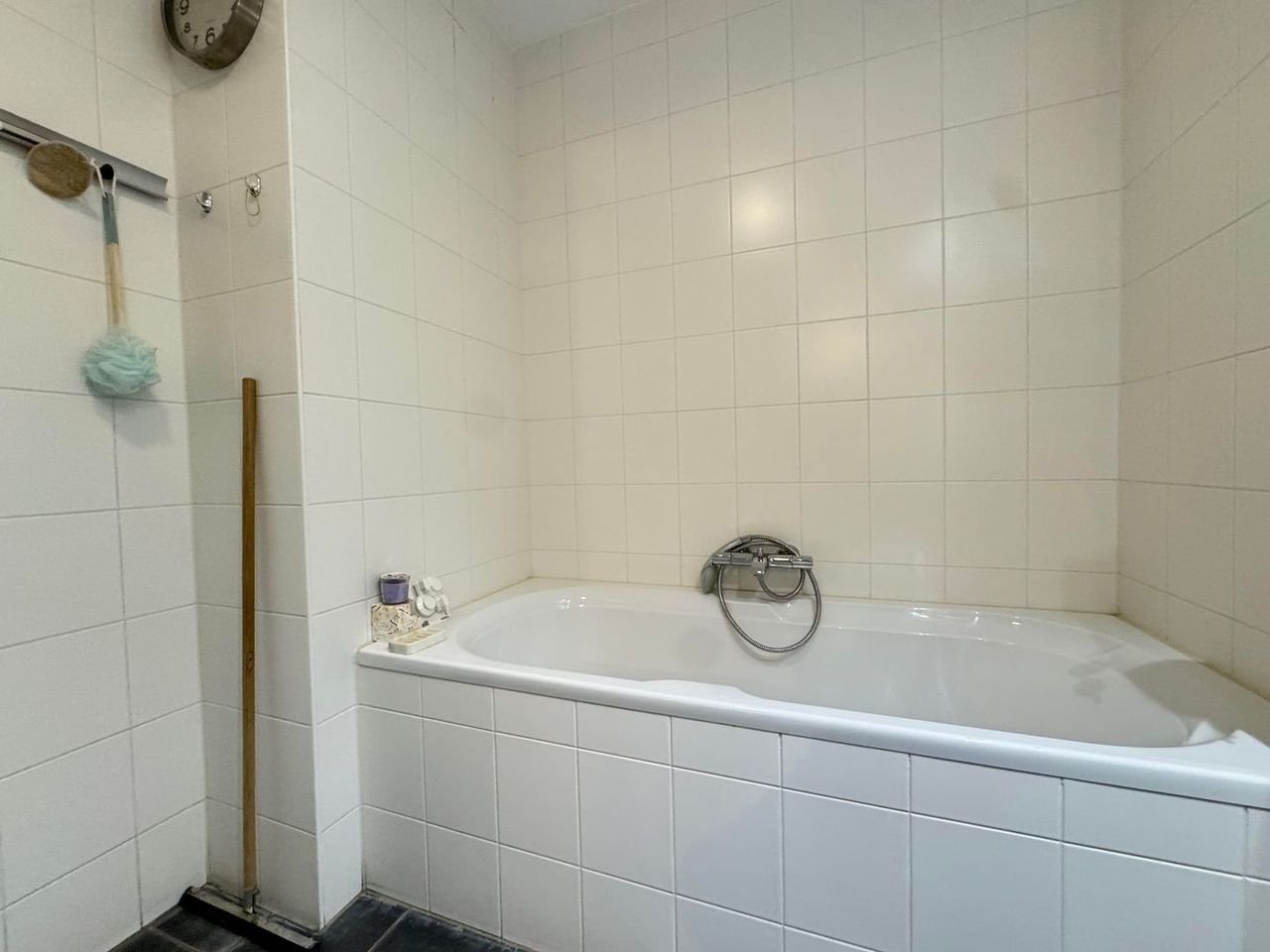 Ruim appartement (112m²) met parking - Afbeelding 20