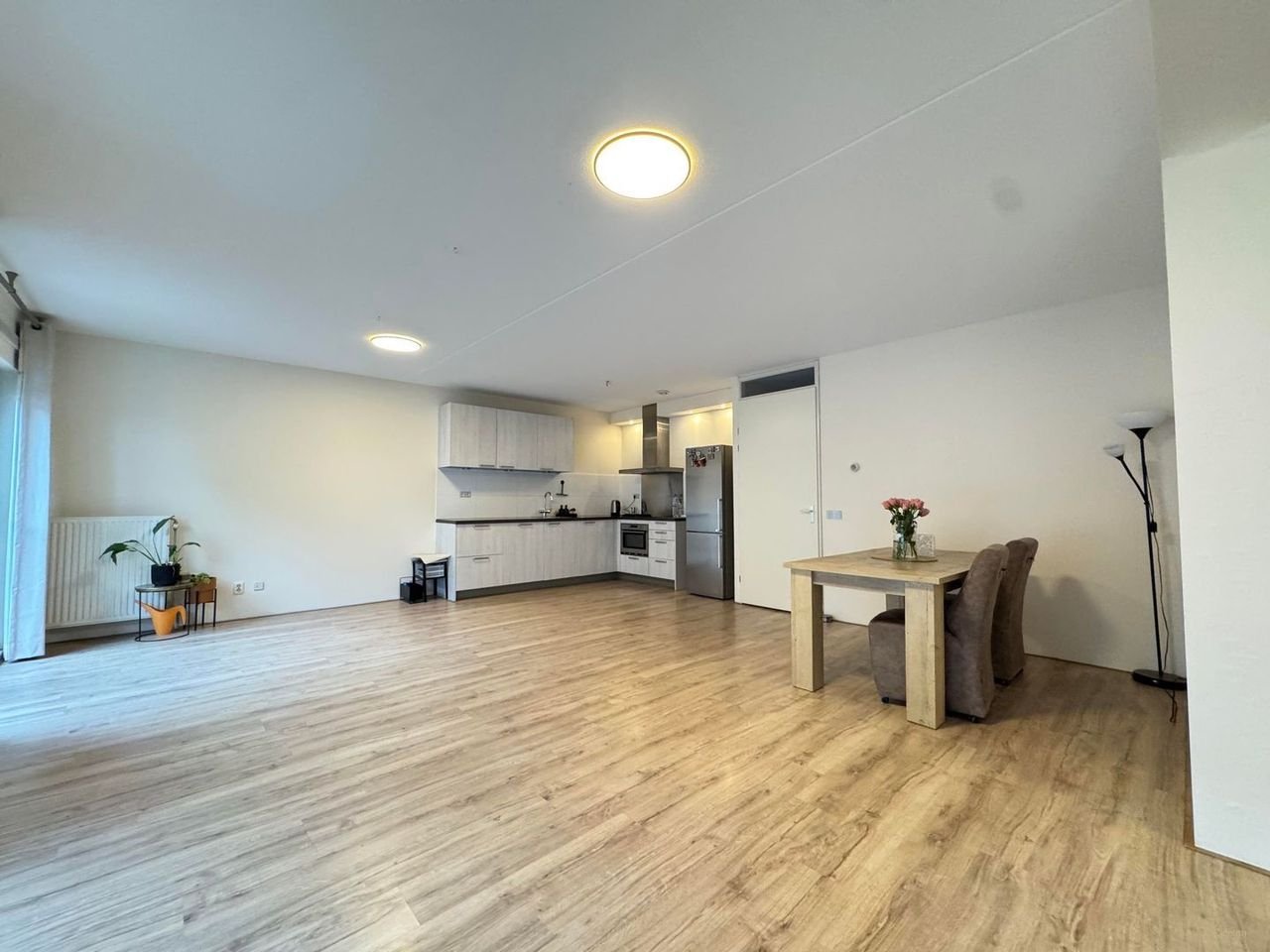 Ruim appartement (112m²) met parking - Afbeelding 10