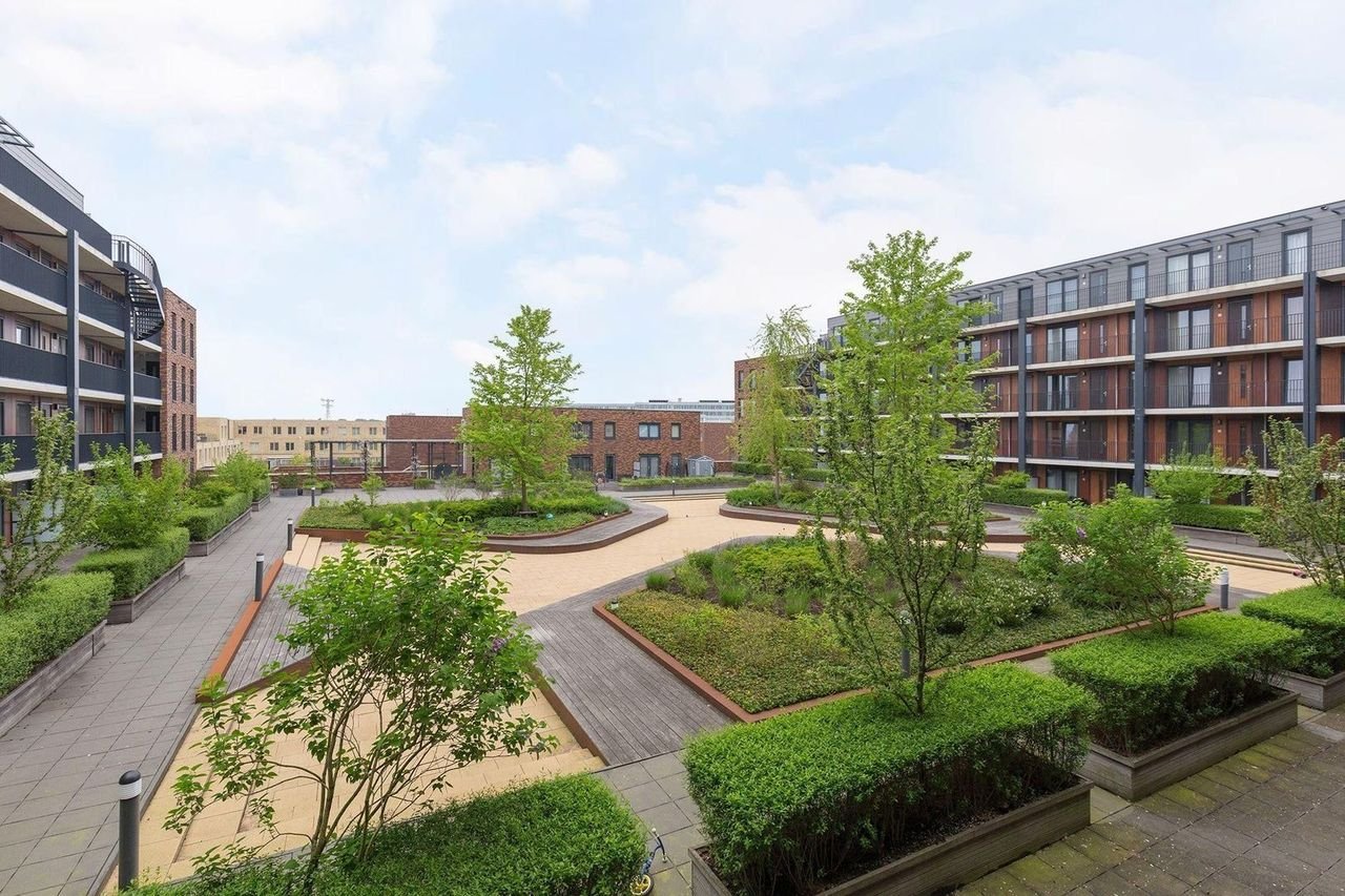 Ruim appartement (112m²) met parking - Afbeelding 4