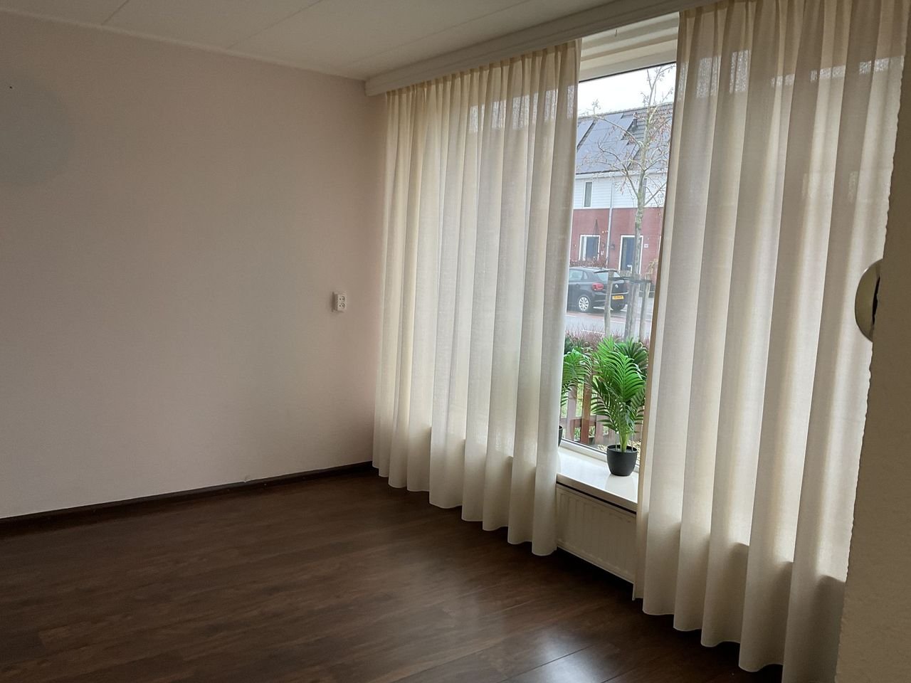 Ruim huis (89m²) met tuin in Vroomshoop - Afbeelding 4