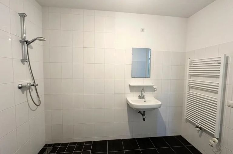 Bright 3-room apartment in Krommenie - Image 15